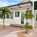 Modern Apt On The Island - Punta Mundaca 7