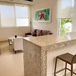 Modern Apt On The Island - Punta Mundaca 7